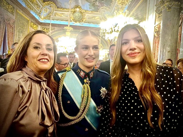 Casa Real Heroes de 4 patas día nacional